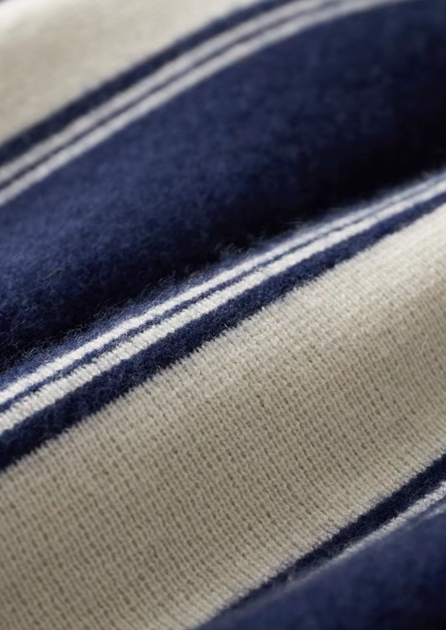 Men’s Luxury Wool Tracksuit – Contrast Lining