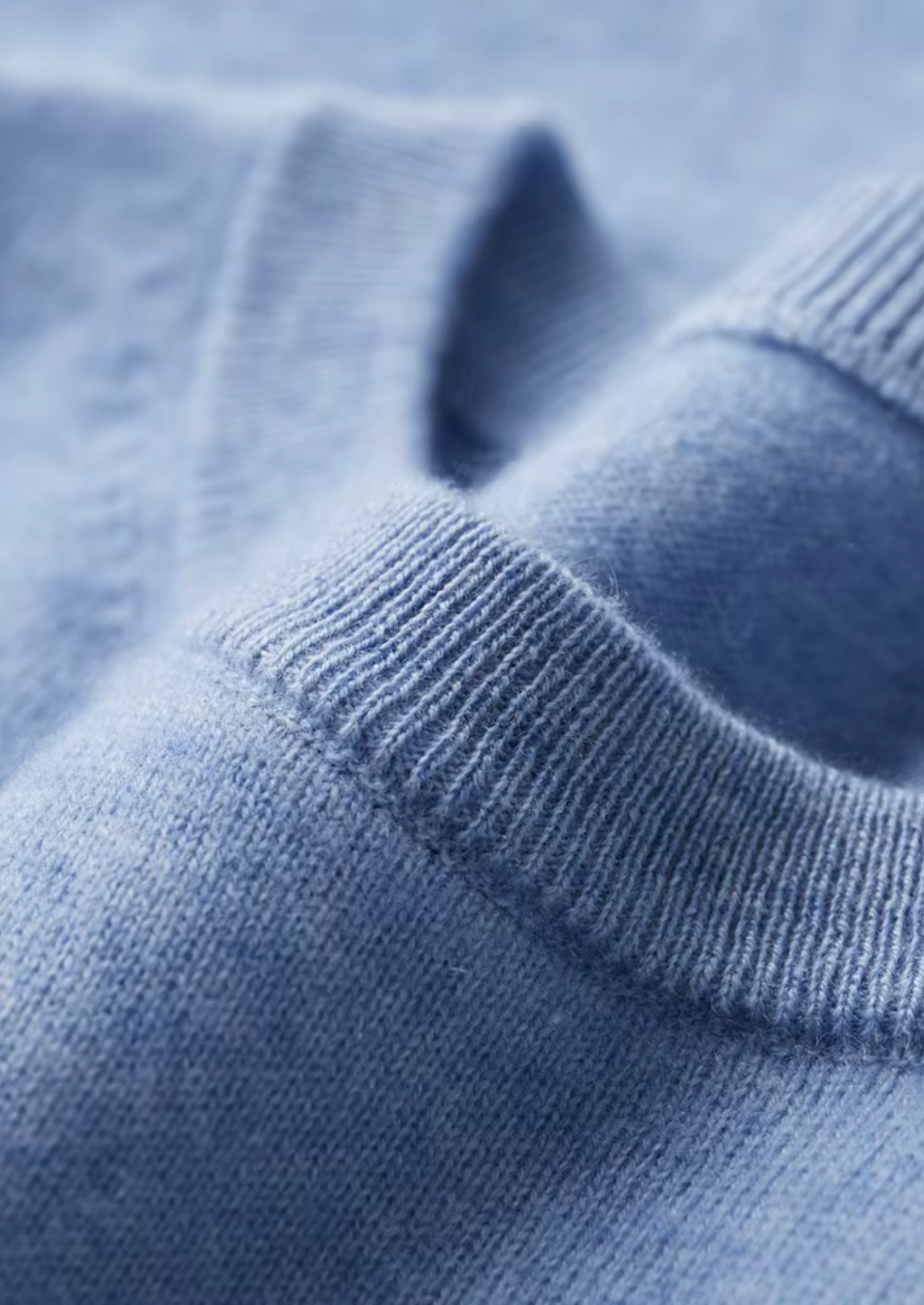 Men’s Luxury Cashmere T-Shirt – Crewneck